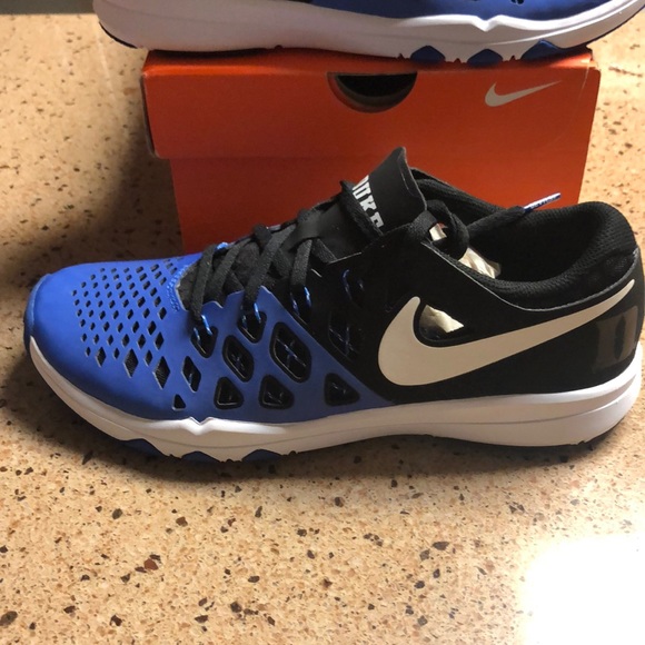 duke tennis shoes